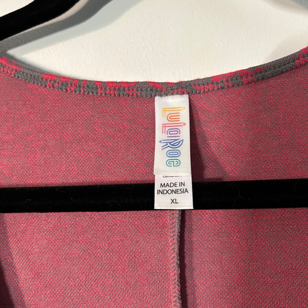 Lularoe Perfect Tee - Picture 5 of 7